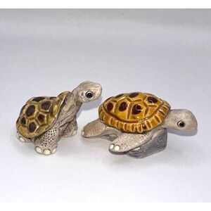 Set Of 2 Handmade Ceramic/Pottery Glazed Sea Turtle Figurines, Miniature